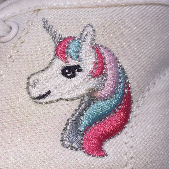 Carter’s Little Girls Unicorn Sparkle Hi-Tops Sneakers Running Shoes Size 7 - Picture 2 of 14